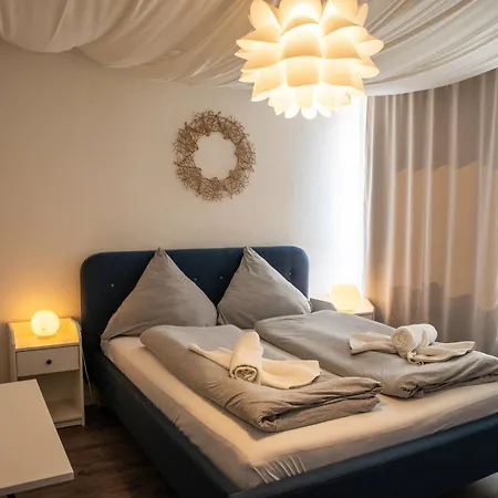 Fuer 3 Gaeste Mit Kostenlosen Parkplaetzen Und Lift Апартаменты Ганновер