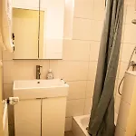 Apartment Fuer 3 Gaeste Mit Kostenlosen Parkplaetzen Und Lift