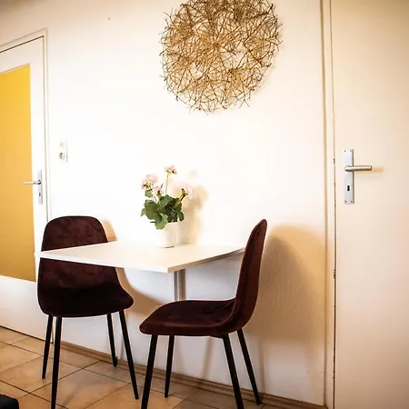 Appartamento Fuer 3 Gaeste Mit Kostenlosen Parkplaetzen Und Lift Hannover